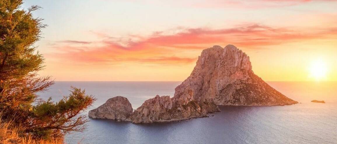 Séjour Baléares Ibiza soleil couchant sur la mer