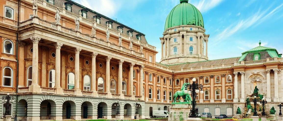 Voyage Hongrie séjour à Budapest Palais Royal