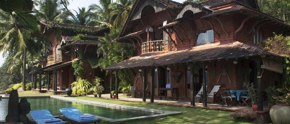 Voyage à Goa extérieur hôtel de charme avec piscine
