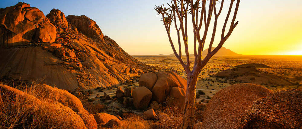 Voyage Namibie soleil couchant paysages du Damaraland