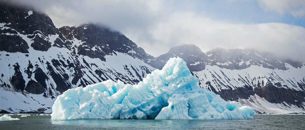 Voyage Svalbard et Jan Mayen iceberg