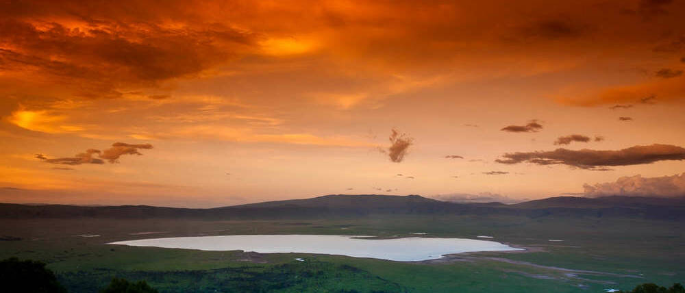 Voyage Tanzanie coucher de soleil sur le cratère Ngorongoro