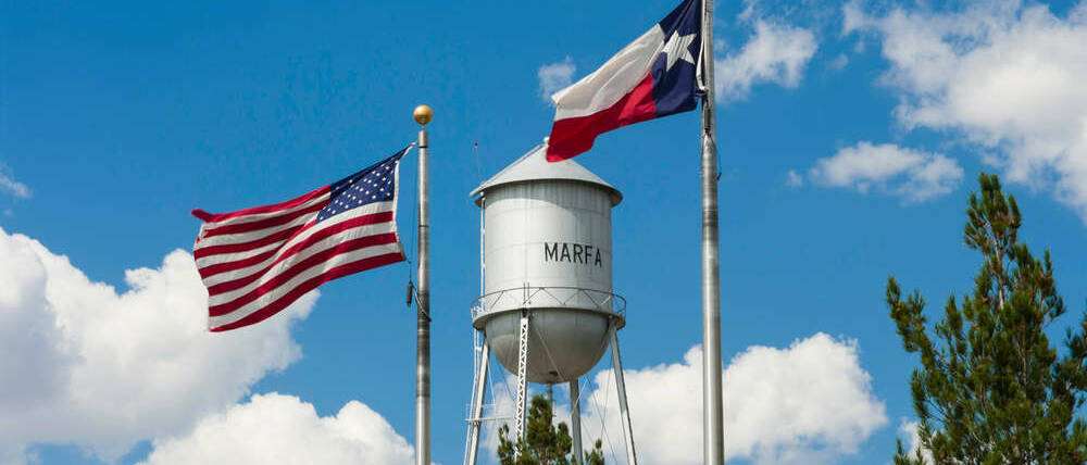 Voyage Texas Marfa drapeaux
