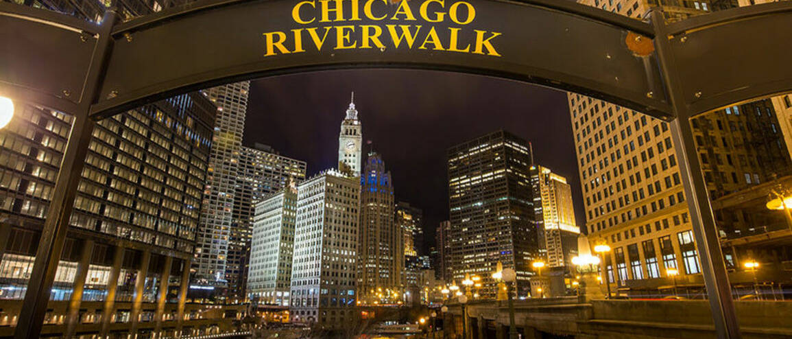 Voyage USA Chicago Riverwalk